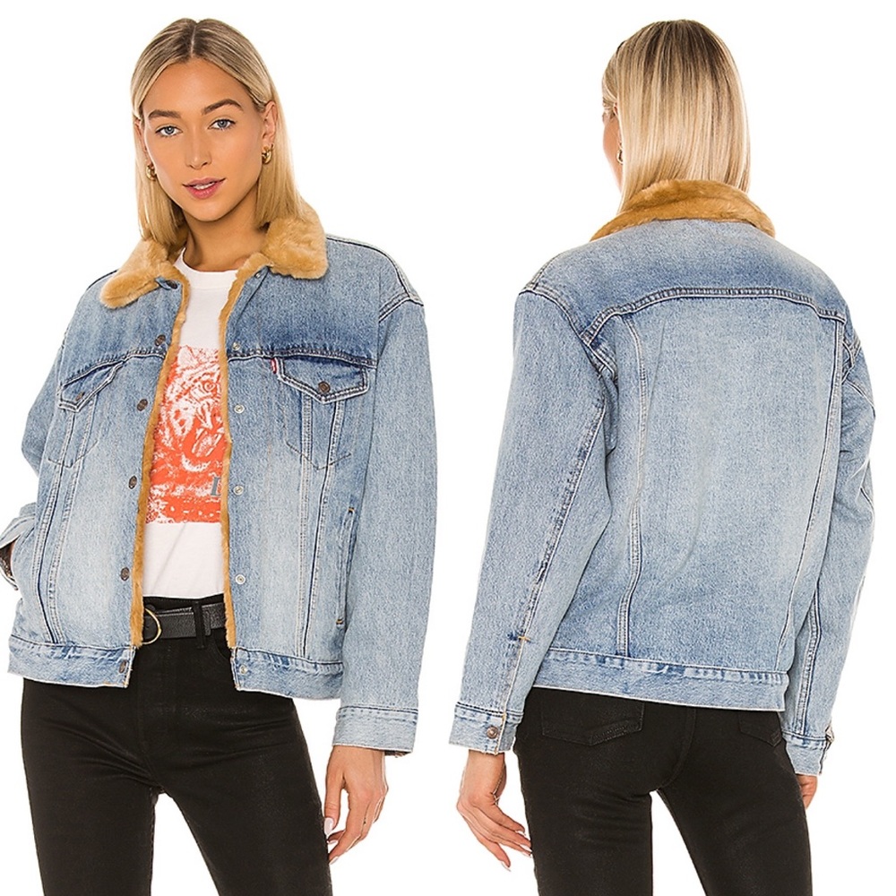 NWT Levi’s Faux Fur Reversible Trucker Jacket